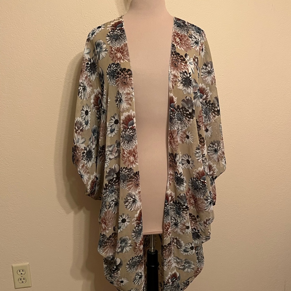Long Floral kimono